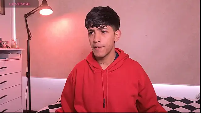 teobowny  online show from February 6, 2026, 12:34 pm