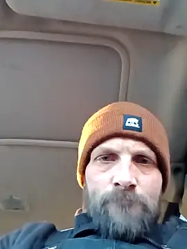 Snapshot of Whipit323 chatting on February 20, 2026, 1:35 pm Whipit323 online show from February 20, 2026, 1:35 pm