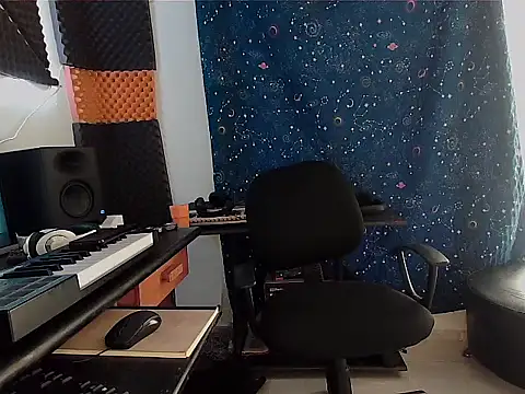 patrik tattoo  online show from February 6, 2025, 7:18 pm