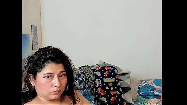alinabozz1 online show from May 21, 2026, 1:03 am