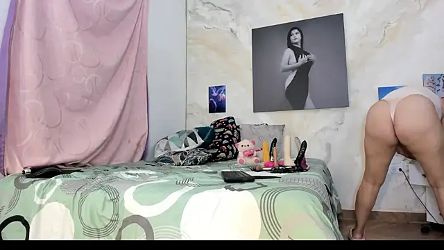 alinabozz1 online show from February 21, 2026, 3:41 am