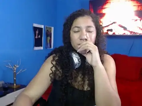 bellacrespalatina online show from October 31, 2025, 1:24 am