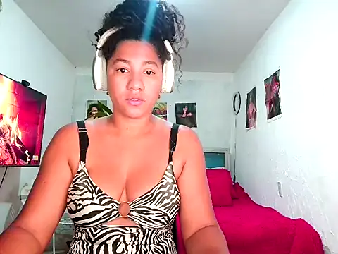 bellacrespalatina online show from April 15, 2026, 6:12 pm