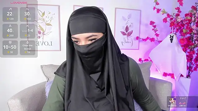 Snapshot of zulema_parvin chatting on November 7, 2025, 9:14 am zulema parvin online show from November 7, 2025, 9:14 am