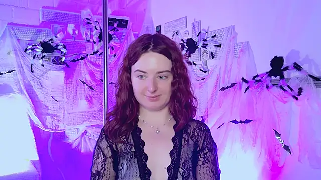 Snapshot of AnnTerry_ chatting on October 22, 2025, 12:15 pm AnnTerry online show from October 22, 2025, 12:15 pm