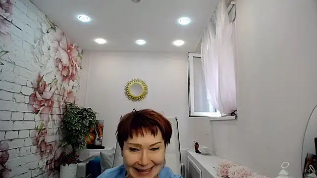 Snapshot of Cutie_Asya chatting on April 29, 2026, 4:16 am Cutie Asya online show from April 29, 2026, 4:16 am