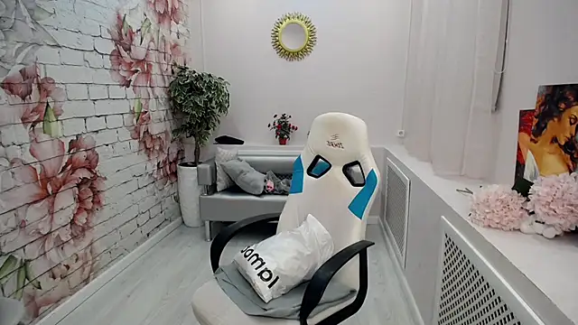 Snapshot of Cutie_Asya chatting on November 10, 2025, 4:39 am Cutie Asya online show from November 10, 2025, 4:39 am