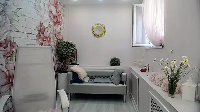 Snapshot of Cutie_Asya chatting on June 17, 2026, 4:12 am Cutie Asya online show from June 17, 2026, 4:12 am