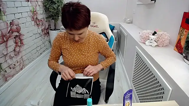 Snapshot of Cutie_Asya chatting on December 15, 2025, 4:18 am Cutie Asya online show from December 15, 2025, 4:18 am