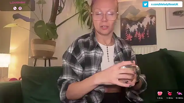 MelodyRoseUk online show from December 21, 2025, 10:50 am