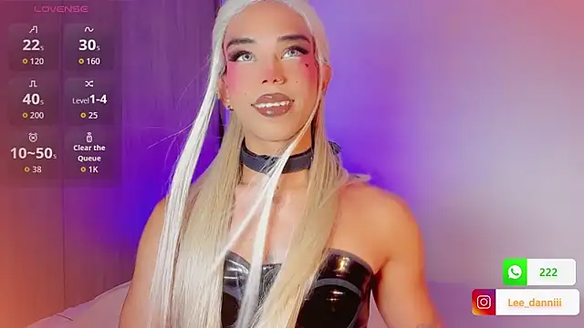 DanniLee  online show from March 6, 2026, 7:09 pm