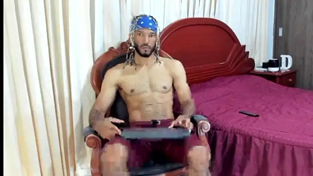 Snapshot of KarlMarley1 chatting on February 28, 2026, 11:26 pm KarlMarley1 online show from February 28, 2026, 11:26 pm