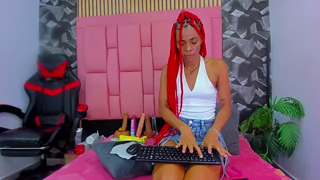 Brithanyslim online show from April 4, 2026, 5:08 pm