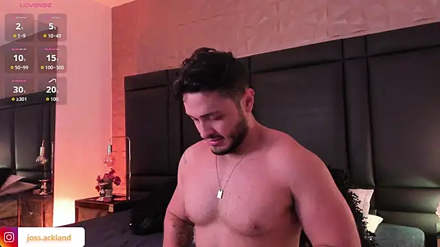 Snapshot of JossAckland chatting on November 5, 2025, 7:39 pm JossAckland online show from November 5, 2025, 7:39 pm