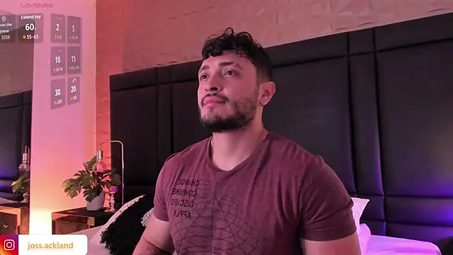 Snapshot of JossAckland chatting on November 2, 2025, 7:41 pm JossAckland online show from November 2, 2025, 7:41 pm