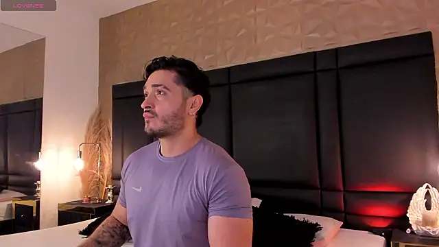 Snapshot of JossAckland chatting on February 6, 2026, 8:16 pm JossAckland online show from February 6, 2026, 8:16 pm