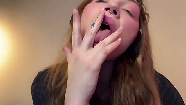 Snapshot of PaulaPratt chatting on January 14, 2025, 4:25 am PaulaPratt online show from January 14, 2025, 4:25 am