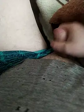 szakal3 online show from April 16, 2026, 6:36 am