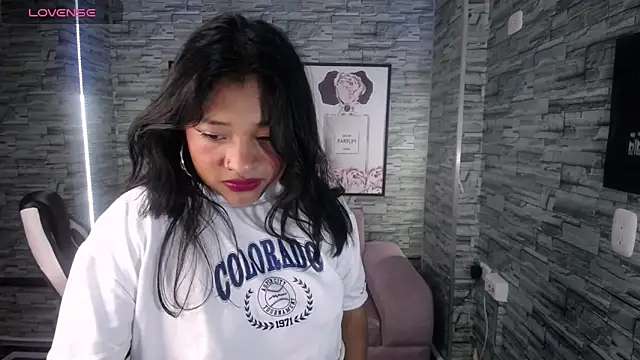  Katalina b online show from December 17, 2024, 11:05 pm