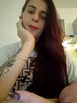 perla97 online show from October 25, 2025, 12:04 pm