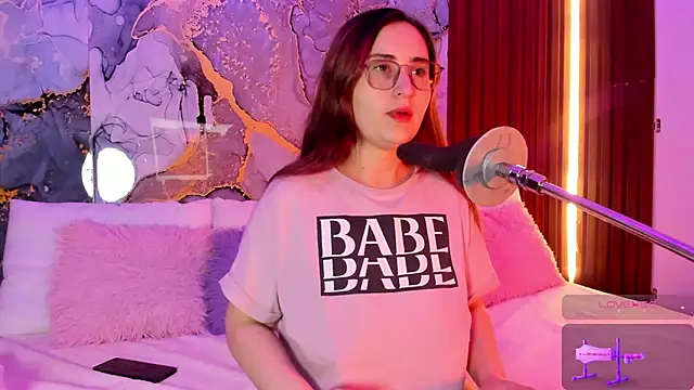 Snapshot of centaurigirl chatting on October 27, 2025, 3:51 am centaurigirl online show from October 27, 2025, 3:51 am