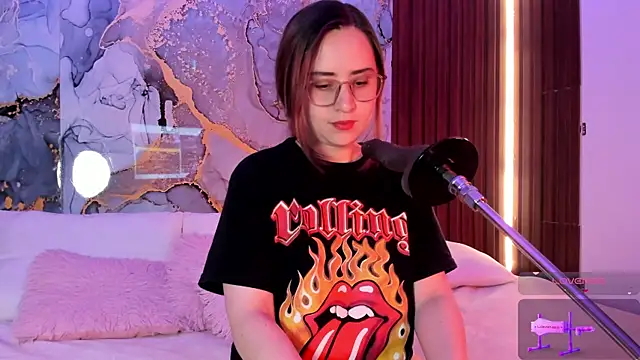 Snapshot of centaurigirl chatting on October 22, 2025, 2:55 am centaurigirl online show from October 22, 2025, 2:55 am