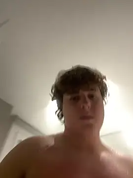 Snapshot of Your_femboy24 chatting on October 3, 2025, 5:47 pm Your femboy24 online show from October 3, 2025, 5:47 pm