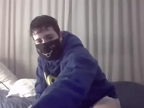 Snapshot of Your_femboy24 chatting on December 2, 2024, 9:34 pm Your femboy24 online show from December 2, 2024, 9:34 pm