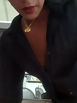 Amaliu  online show from February 10, 2026, 1:43 pm