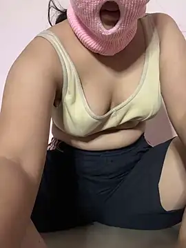 STEP SISTER1 online show from December 10, 2024, 5:11 pm