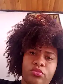 Snapshot of DANIELA_MICHEL chatting on February 21, 2025, 2:59 pm DANIELA MICHEL online show from February 21, 2025, 2:59 pm