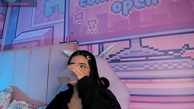  18alice online show from March 1, 2026, 4:01 am