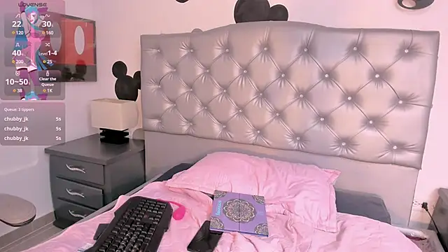  18alice online show from March 16, 2025, 10:11 am