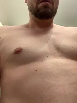 Snapshot of mikaaaaase chatting on January 28, 2025, 3:04 am mikaaaaase online show from January 28, 2025, 3:04 am