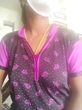 Snapshot of Preethytamilsexy chatting on February 28, 2025, 5:37 am Preethytamilsexy online show from February 28, 2025, 5:37 am