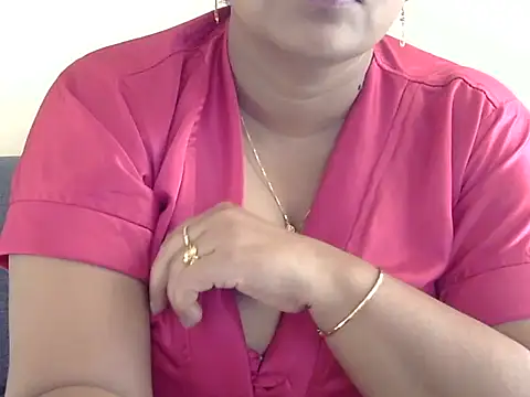 Riya riyaa online show from November 16, 2025, 1:43 am