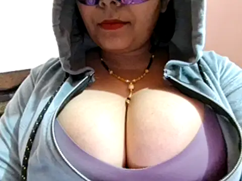Anjalihotwife online show from December 27, 2024, 11:39 am