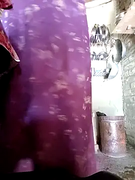 Snapshot of BERRY_00 chatting on February 7, 2026, 6:10 am BERRY 00 online show from February 7, 2026, 6:10 am