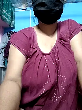 Snapshot of BERRY_00 chatting on January 5, 2026, 5:27 pm BERRY 00 online show from January 5, 2026, 5:27 pm