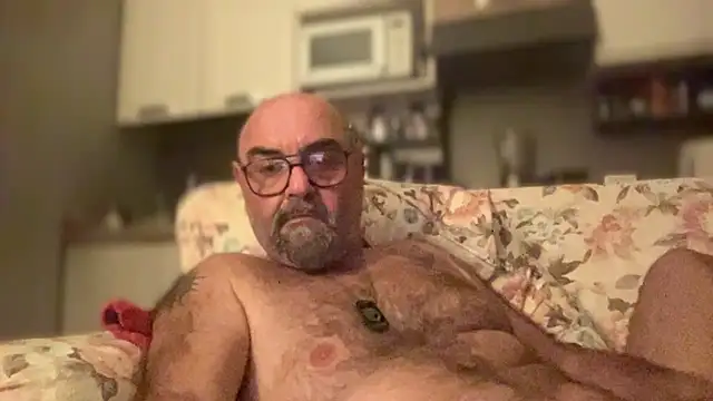 Snapshot of MM7026 chatting on May 27, 2026, 8:38 pm MM7026 online show from May 27, 2026, 8:38 pm