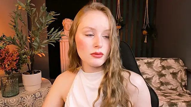 Snapshot of VivienLeeigh chatting on November 27, 2025, 9:10 am VivienLeeigh online show from November 27, 2025, 9:10 am