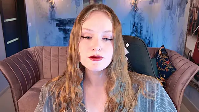 Snapshot of VivienLeeigh chatting on November 9, 2025, 7:12 am VivienLeeigh online show from November 9, 2025, 7:12 am