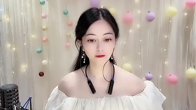 Snapshot of Tian-xin-999 chatting on November 8, 2025, 3:04 pm Tian-xin-999 online show from November 8, 2025, 3:04 pm