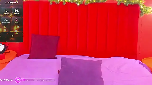 Snapshot of Fluffy_Monica chatting on December 15, 2025, 1:22 am Fluffy Monica online show from December 15, 2025, 1:22 am