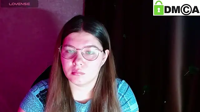 Snapshot of holy_michela chatting on October 28, 2025, 3:40 am holy michela online show from October 28, 2025, 3:40 am