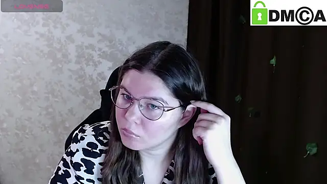 Snapshot of holy_michela chatting on November 24, 2025, 3:17 am holy michela online show from November 24, 2025, 3:17 am