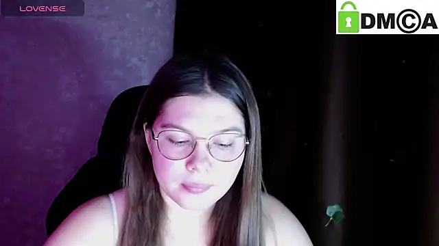 Snapshot of holy_michela chatting on October 27, 2025, 2:23 am holy michela online show from October 27, 2025, 2:23 am