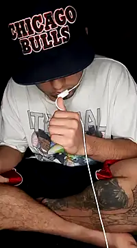 Snapshot of ElJustin76 chatting on December 9, 2024, 6:55 am ElJustin76 online show from December 9, 2024, 6:55 am