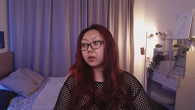 Snapshot of Marine_Vact chatting on May 6, 2026, 2:10 pm Marine Vact online show from May 6, 2026, 2:10 pm