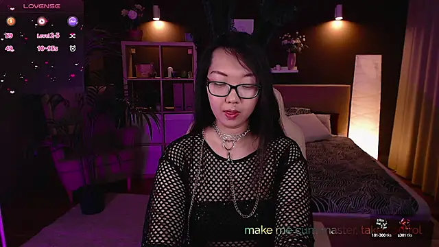 Snapshot of Marine_Vact chatting on March 4, 2025, 5:24 pm Marine Vact online show from March 4, 2025, 5:24 pm